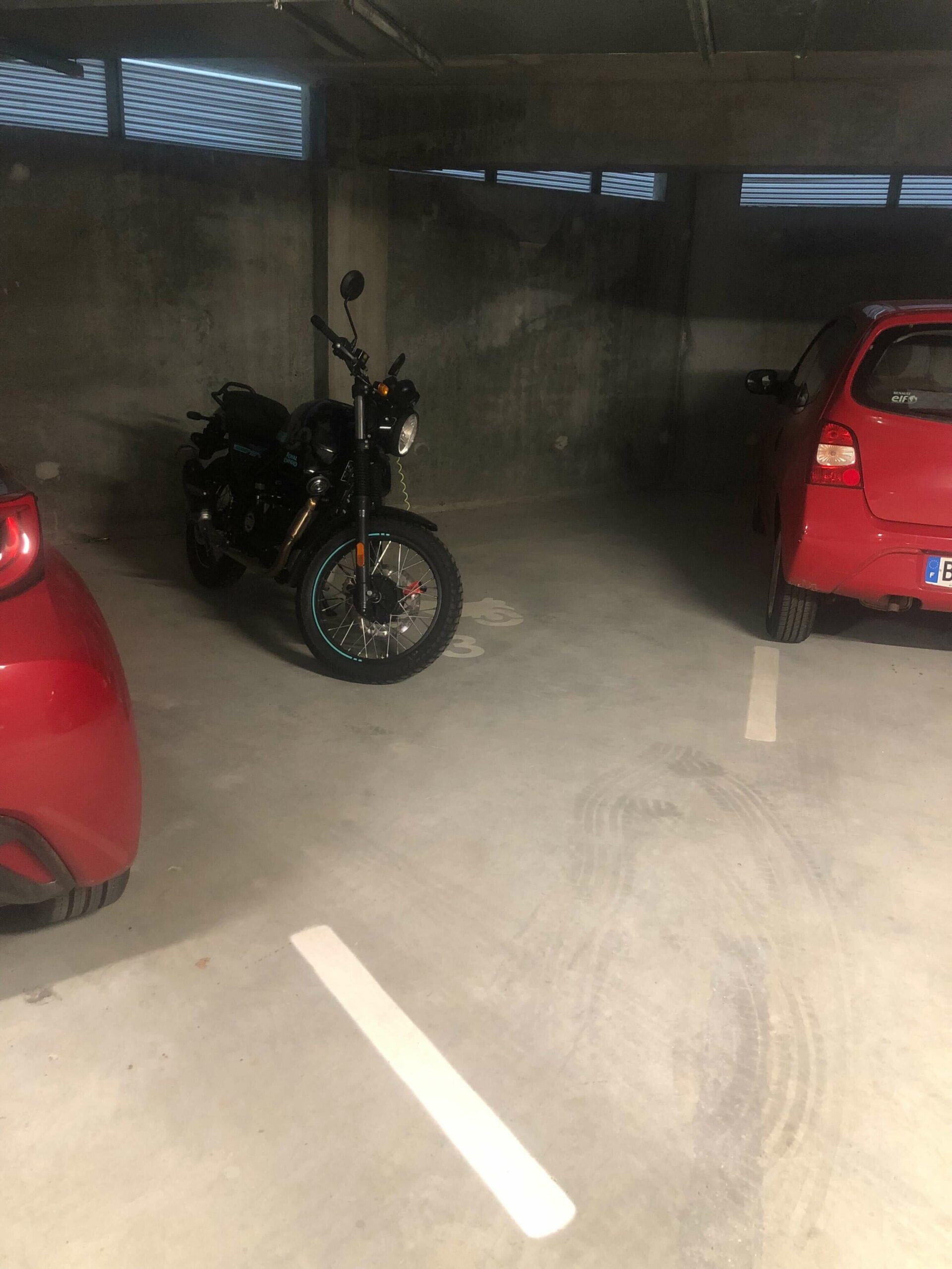 parking moto 3 places sur nantes